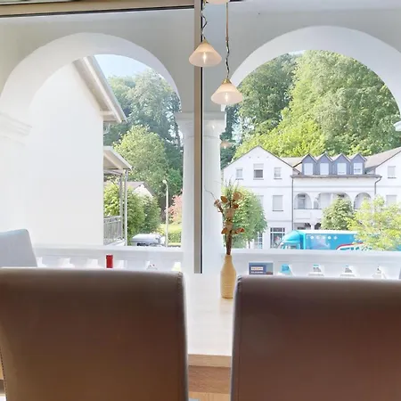 Strandnahe Fewo, Zentral Und Ruhig Gelegen, Bella Rosa, Apartment Binz