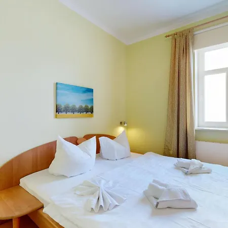 Strandnahe Fewo, Zentral Und Ruhig Gelegen, Bella Rosa, *