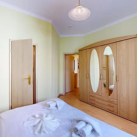 Strandnahe Fewo, Zentral Und Ruhig Gelegen, Bella Rosa, * Binz