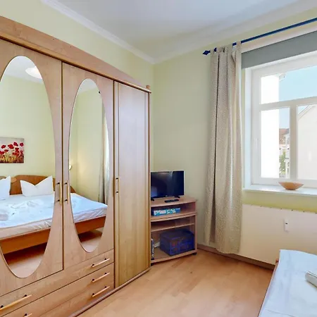 Strandnahe Fewo, Zentral Und Ruhig Gelegen, Bella Rosa, Binz